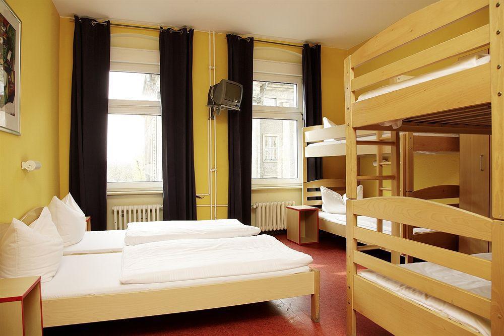 Acama Hotel & Hostel Schoeneberg Berlin Extérieur photo
