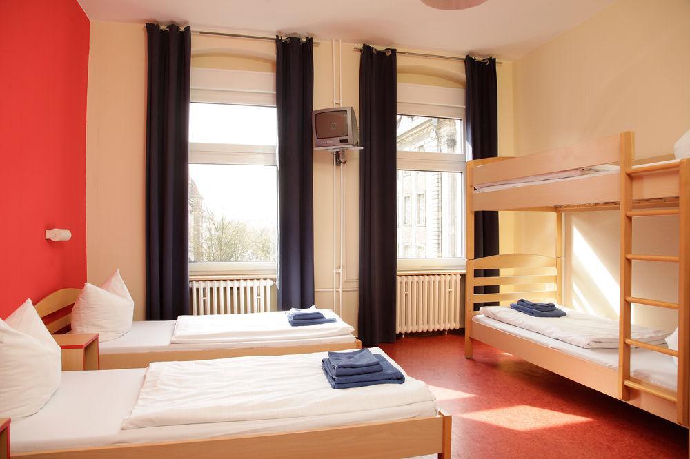 Acama Hotel & Hostel Schoeneberg Berlin Extérieur photo