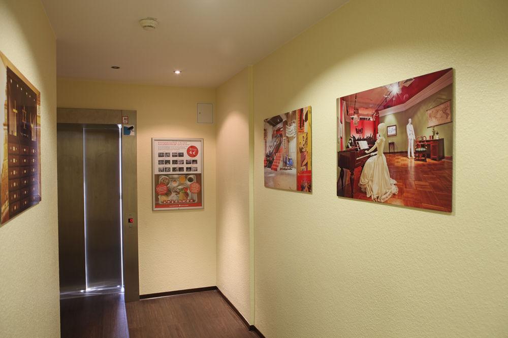Acama Hotel & Hostel Schoeneberg Berlin Extérieur photo