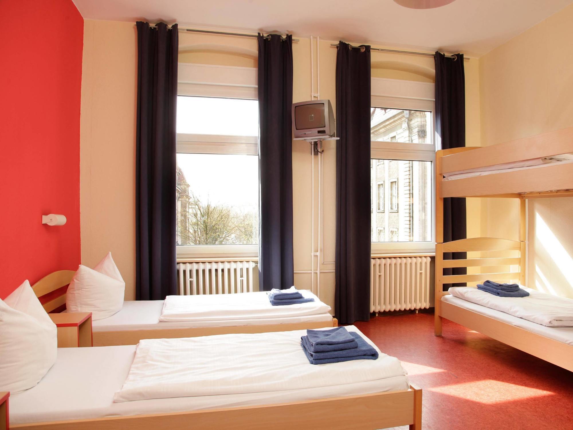 Acama Hotel & Hostel Schoeneberg Berlin Extérieur photo